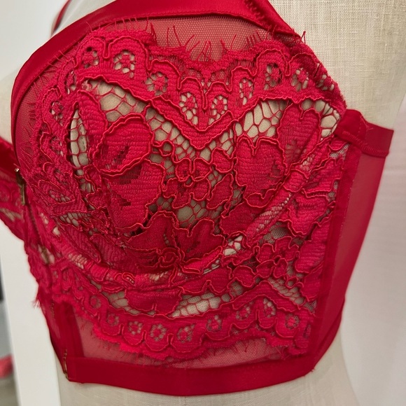 Victoria's Secret Red Lace Bralette with Underwire Support - Picture 10 of 16